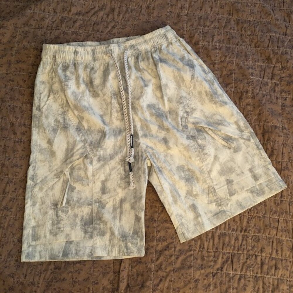** NO LONGER AVAILABLE ** Men's Size 2XL (but RUNS SMALL) Long Shorts